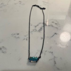 Kendra Scott necklace